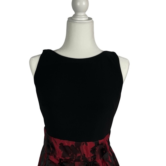 LAUREN RALPH LAUREN Black and Red Floral Knee Length Cocktail Event Dress Size 8 - Picture 4 of 11